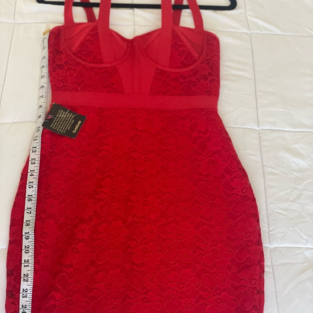 Bebe Elegante Red Lace Bodycon Dress – Size M – Elegant & Flattering